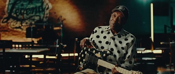Strat Sessions featuring Buddy Guy with Christone Kingfish