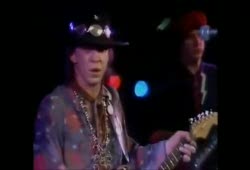 Stevie Ray Vaughan -  Hug You Squeeze