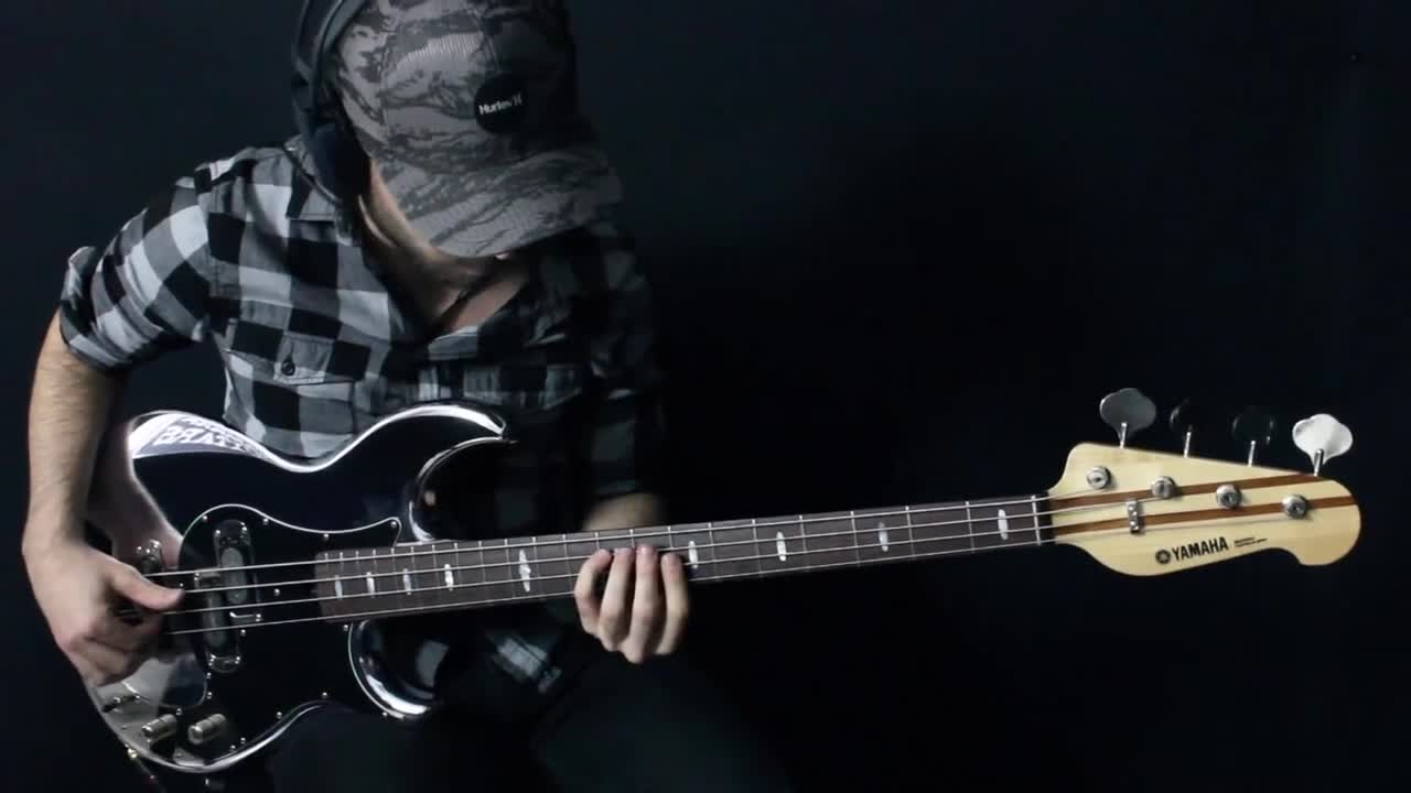 miki santamaria yamaha bass